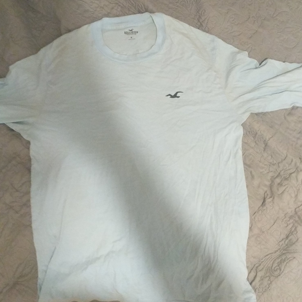 Hollister shirt